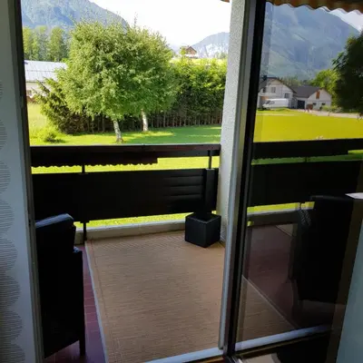 Ein allgemeiner Bergblick oder ein Berglick von der Ferienwohnung aus