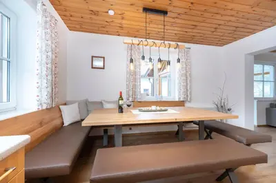 Ein Sitzbereich in der Unterkunft Chalet Sonnrain