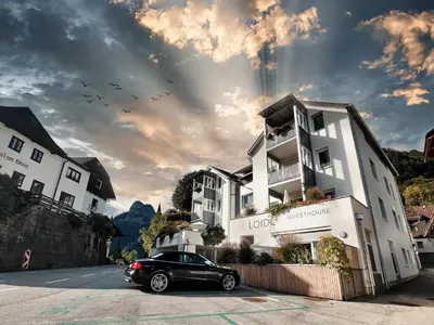 Das Gebäude in dem sich die Ferienwohnung befindet