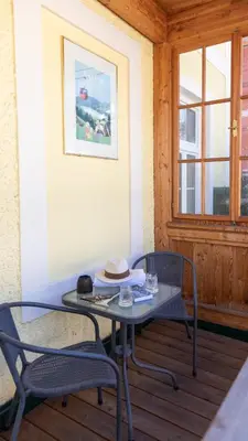 Ein Sitzbereich in der Unterkunft Heritage Boutique Apartments Bad Ischl