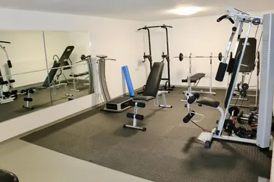 Das Fitnesscenter und/oder die Fitnesseinrichtungen in der Unterkunft Apart-Pension Seiwald