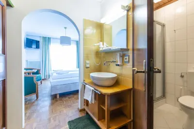 Ein Badezimmer in der Unterkunft Tirolerhof