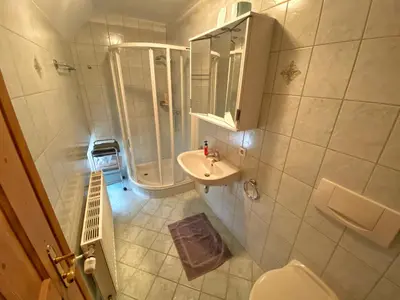 Ein Badezimmer in der Unterkunft Ferienhaus Schaller am Galsterberg
