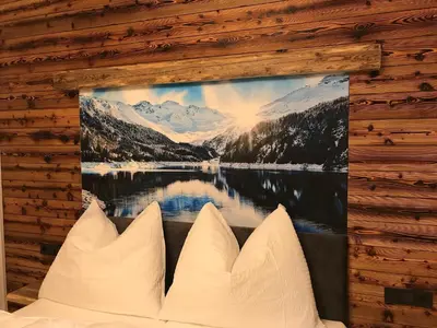 Ein allgemeiner Bergblick oder ein Berglick von der Ferienwohnung aus