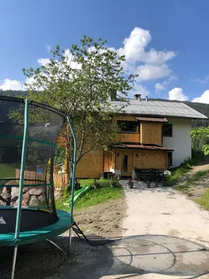 Ein Kinderspielbereich in der Unterkunft Gut Schablberg