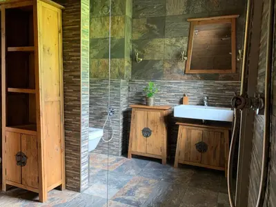 Ein Badezimmer in der Unterkunft Ausseerhaus im Grünen