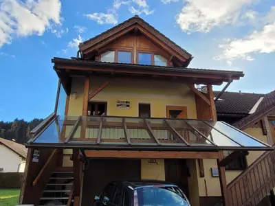 Das Gebäude in dem sich die Ferienwohnung befindet