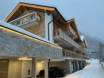 Das Gebäude in dem sich das Aparthotel befindet