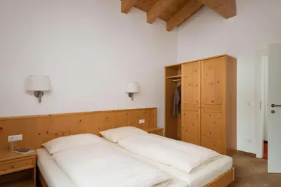 Ein Bett oder Betten in einem Zimmer der Unterkunft Obertauern-Freja-Apartment