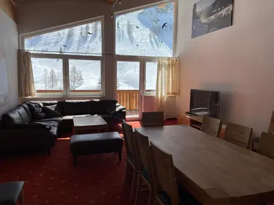 Ein Sitzbereich in der Unterkunft Obertauern-Freja-Apartment