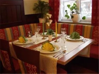Essen in der Pension oder in der Nähe