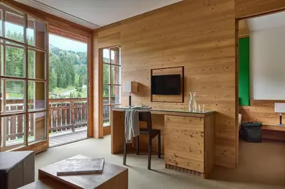 TV/Unterhaltungsangebot in der Unterkunft Falkensteiner Hotel Cristallo l 4 Star Superior