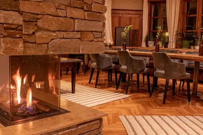 Ein Restaurant oder anderes Speiselokal in der Unterkunft Hotel Zimmerbräu