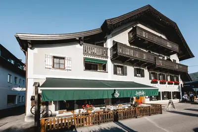 Das Gebäude in dem sich das Hotel befindet