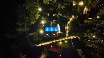 Der Swimmingpool an oder in der Nähe von Hotel Fischerwirt Natur WaldSPA