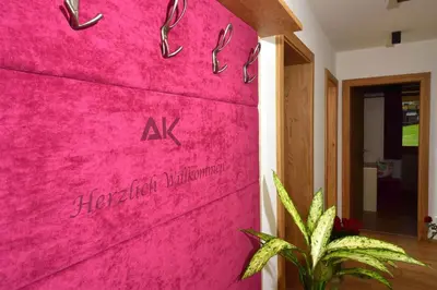 Ein Zertifikat, Auszeichnung, Logo oder anderes Dokument, das in der Unterkunft Appartements Kolb ausgestellt ist