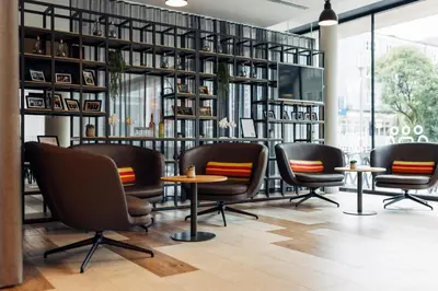 Ein Sitzbereich in der Unterkunft harry's home Bischofshofen hotel & apartments