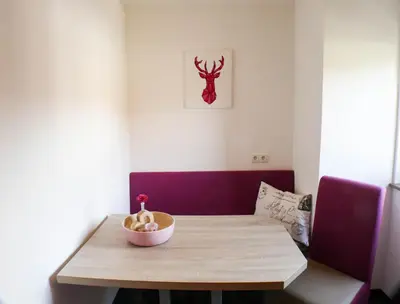 Ein Sitzbereich in der Unterkunft Haus Holzer