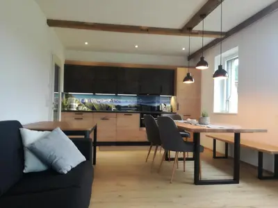 Ein Sitzbereich in der Unterkunft Appartement Ferienwohnung Bergahorn Gröbming
