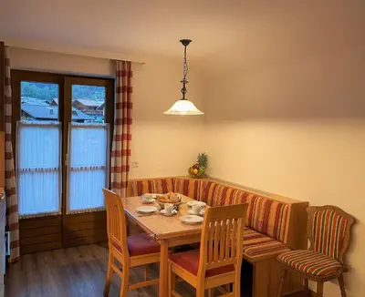 Ein Sitzbereich in der Unterkunft Haus Wagrain