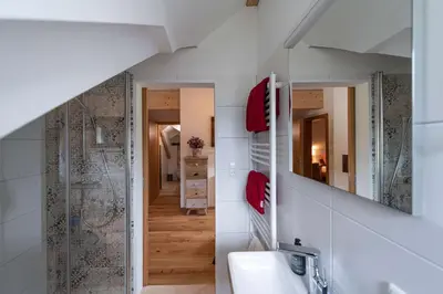 Ein Badezimmer in der Unterkunft Ferienwohnung Flora Altaussee - Your Austrian Home