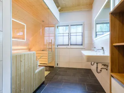 Ein Badezimmer in der Unterkunft Riesner Alm 35