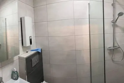 Ein Badezimmer in der Unterkunft Wohnung 35m2 mit Traum Panorama und 30m2 Terrasse