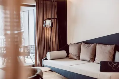Ein Sitzbereich in der Unterkunft JoAnn suites & apart