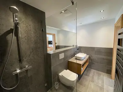 Ein Badezimmer in der Unterkunft HAUSZEIT APPARTEMENTS
