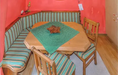 Ein Sitzbereich in der Unterkunft Nette Ferienwohnung Kleinarl