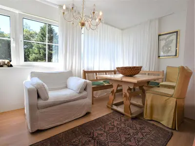 Ein Sitzbereich in der Unterkunft Landhaus Leitzinger OG1