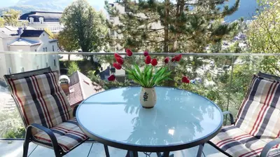 Ein Balkon oder eine Terrasse in der Unterkunft THE VIEW - Modern Panorama Residence