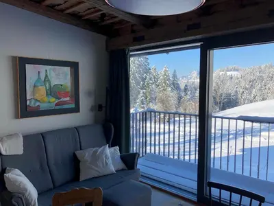 Ein allgemeiner Bergblick oder ein Berglick von der Ferienwohnung aus