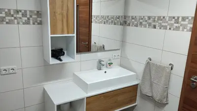 Ein Badezimmer in der Unterkunft Panorama Apartmenthaus