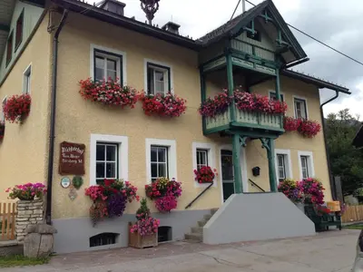 Das Gebäude in dem sich die Ferienwohnung befindet
