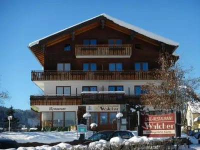 Das Gebäude in dem sich die Ferienwohnung befindet