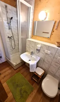 Ein Badezimmer in der Unterkunft Haus Emmy - Urlaub bei Freunden