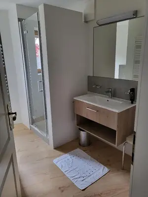 Ein Badezimmer in der Unterkunft Haus Hamburg