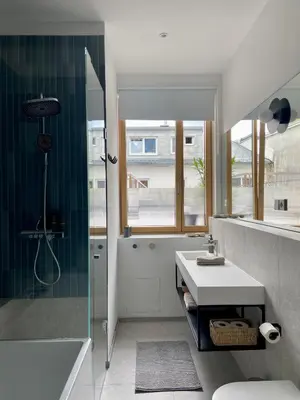Ein Badezimmer in der Unterkunft Marktplatz-Residenz - 110 m vom Traunsee