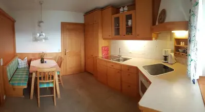 Küche/Küchenzeile in der Unterkunft Wunderschöne Ferienwohnung mit Seeblick