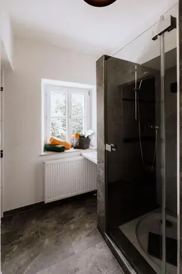 Ein Badezimmer in der Unterkunft Das Schutzhaus-Bed and Breakfast-Dein Basislager im Salzkammergut