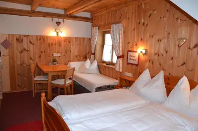 Ein Bett oder Betten in einem Zimmer der Unterkunft Holdhof