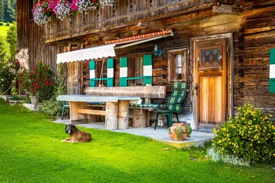 Ein Garten an der Unterkunft Bauernhof Lehengut