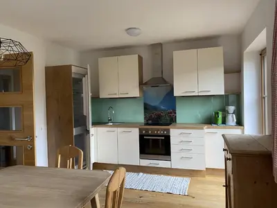 Küche/Küchenzeile in der Unterkunft Villa Hansalhof, Wohnung Rosenduft