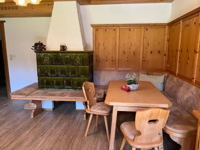 Ein Sitzbereich in der Unterkunft Holiday Home Haus Sigfried by Interhome