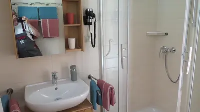 Ein Badezimmer in der Unterkunft Haus Sonja