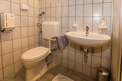 Ein Badezimmer in der Unterkunft Hotel Denk Bed & Breakfast