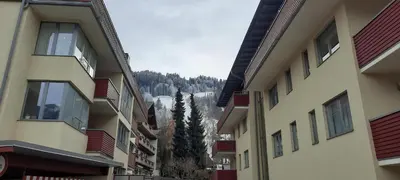 Ein allgemeiner Bergblick oder ein Berglick von der Ferienwohnung aus