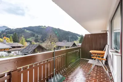 Ein allgemeiner Bergblick oder ein Berglick von der Ferienwohnung aus