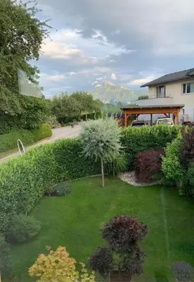 Ein Garten an der Unterkunft 